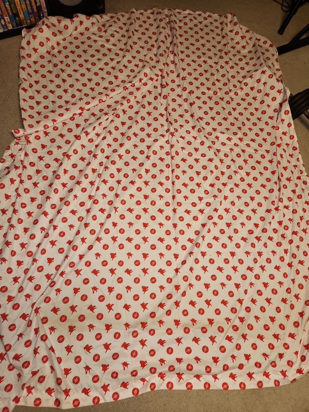 Pokemon White Sheet with Red Pokeballs & Pikachus